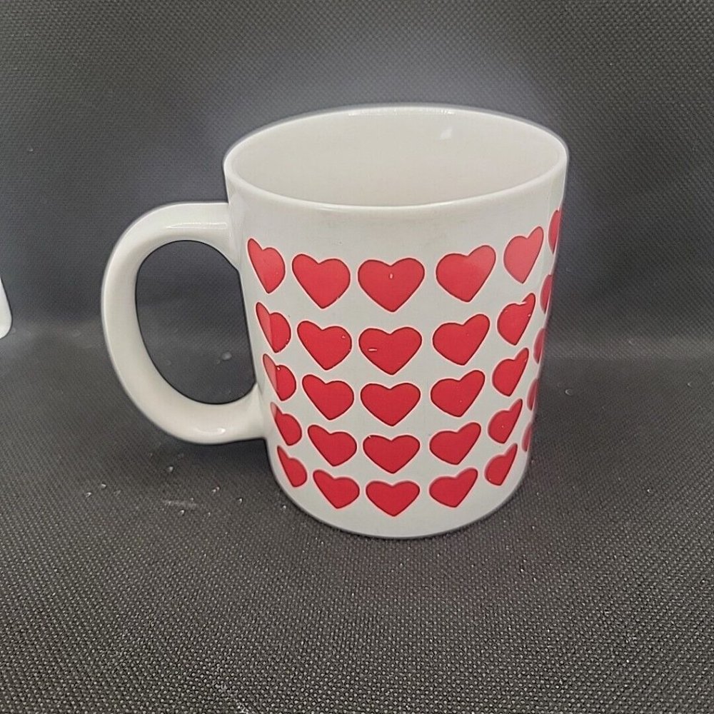 GW Red Hearts Valentine's Day Porcelain Mug